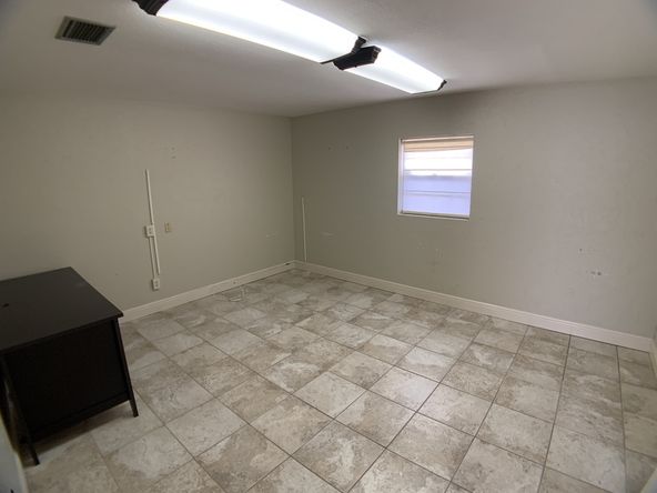 Hyde Park Medical Building & Land: 502 S Magnolia Ave, Tampa, FL 33606